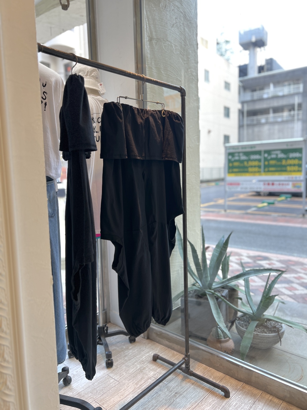 OLDPARK（オールドパーク）TEE PANTS